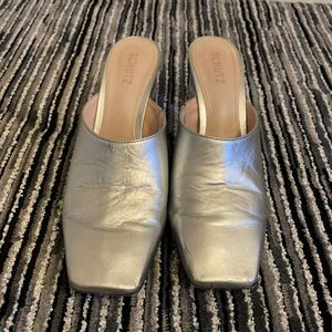 SCHUTZ silver mules SZ 9